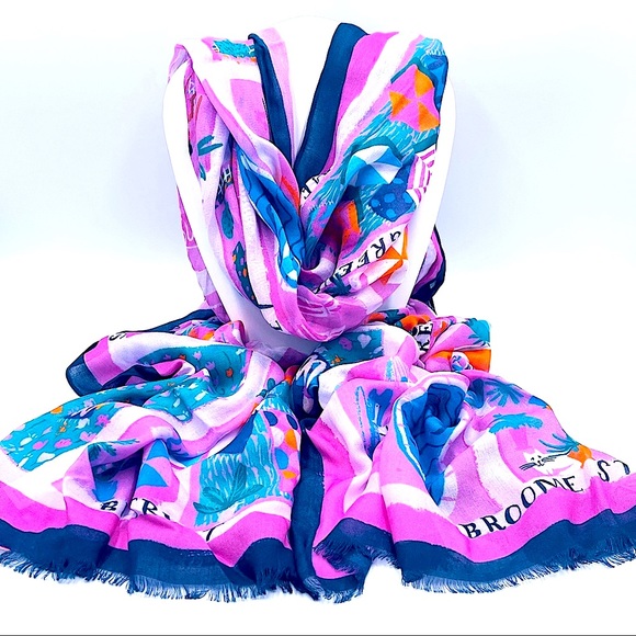‼️SOLD‼️ Kate Spade Rooftop Scene Oblong Scarf - Picture 2 of 5